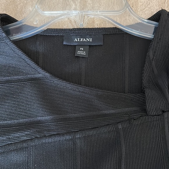 NWT Alfani black top - Picture 2 of 9